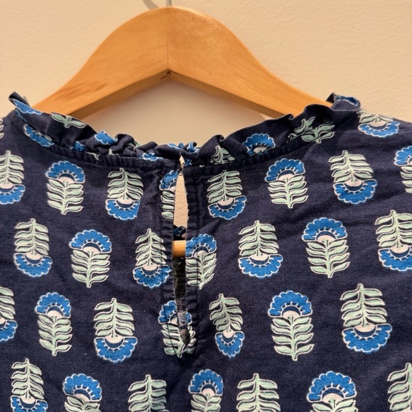 J. Crew printed linen blend ruffle neck top blouse sleeveless blue
Size S - Picture 9 of 9